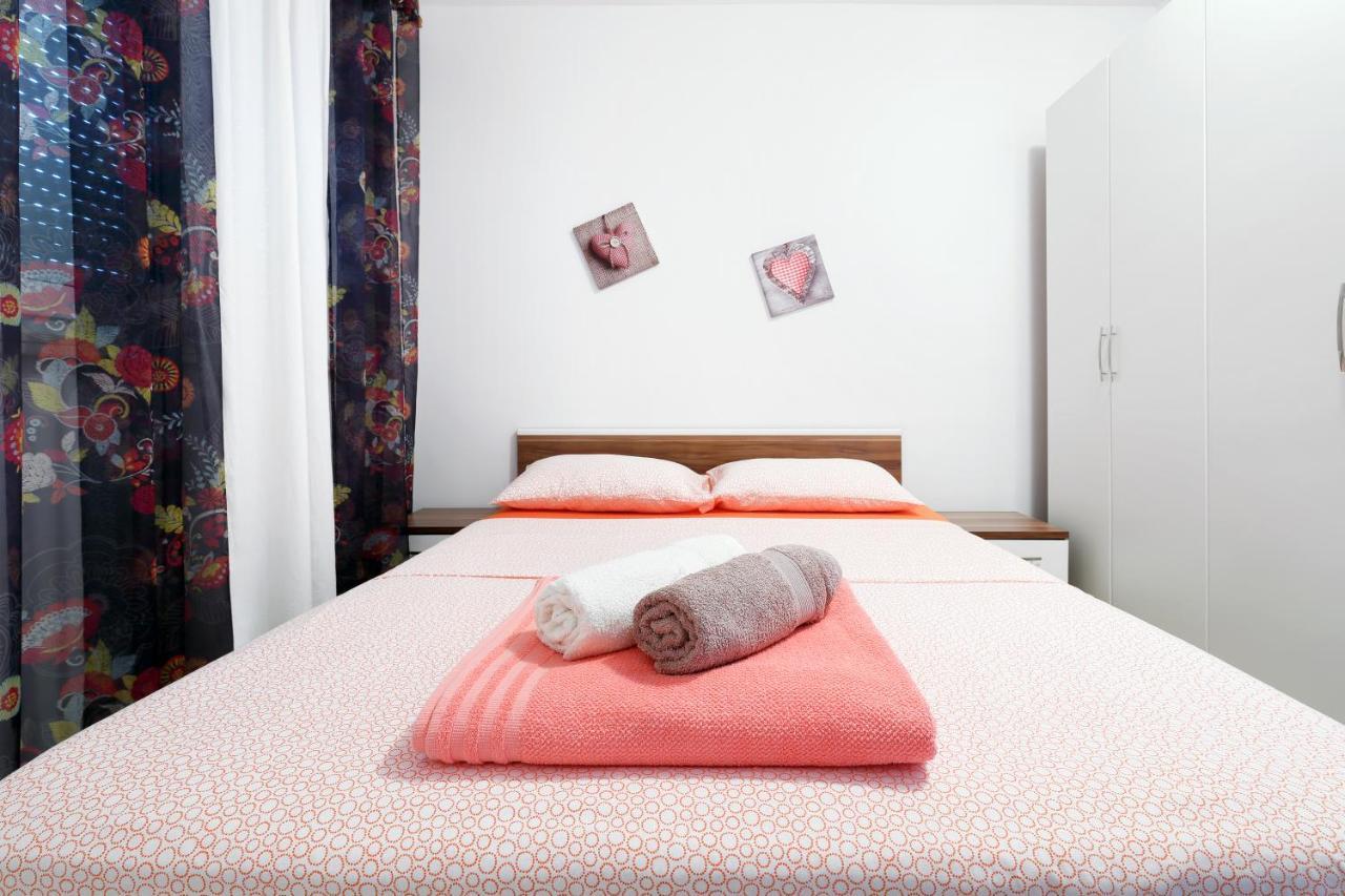 Apartman Don Pag Town Eksteriør billede